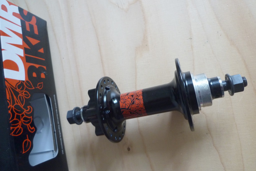 DMR singlespeed rear hub, mini freewheel thread